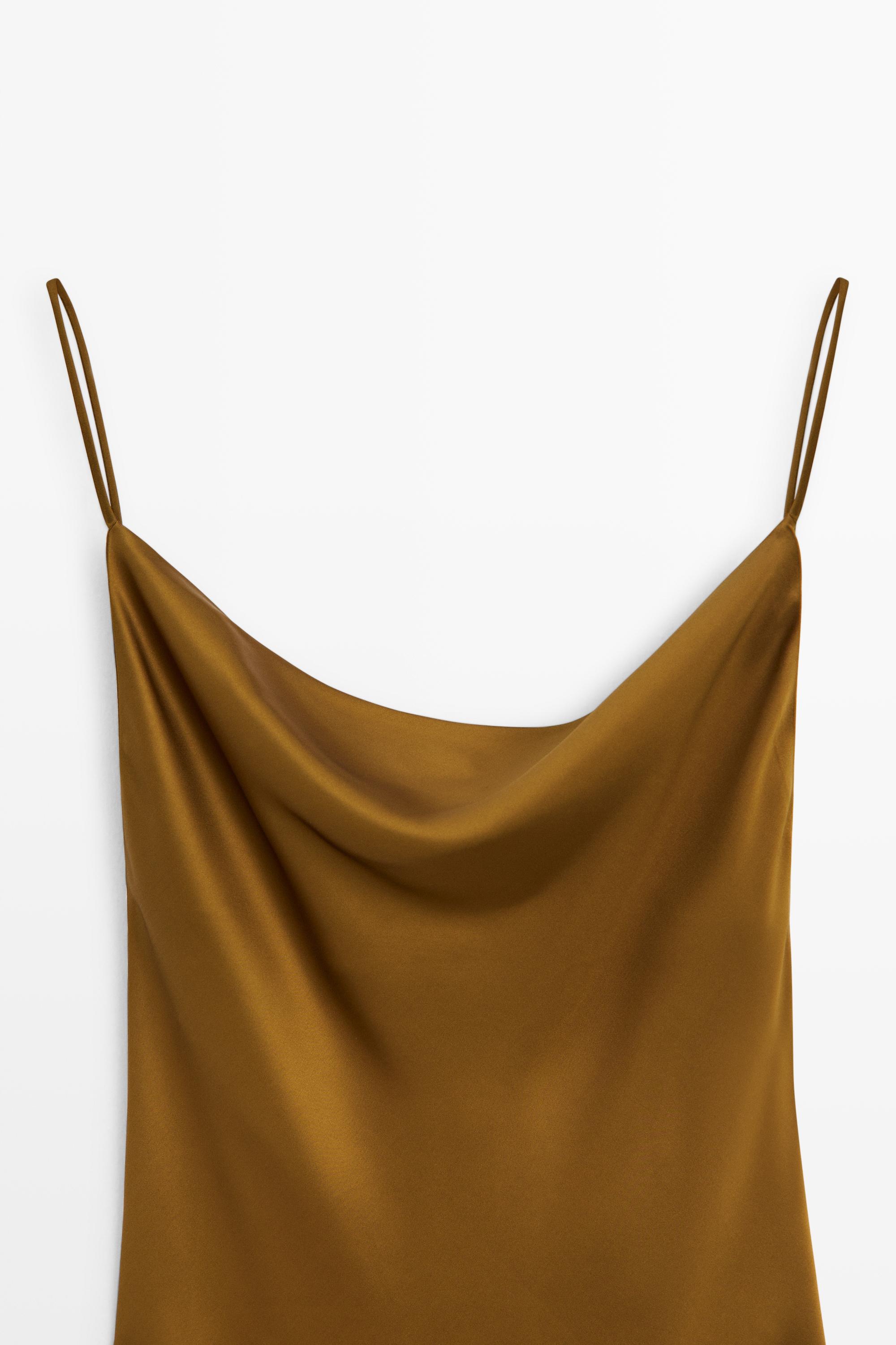 Robe midi fluide satinée